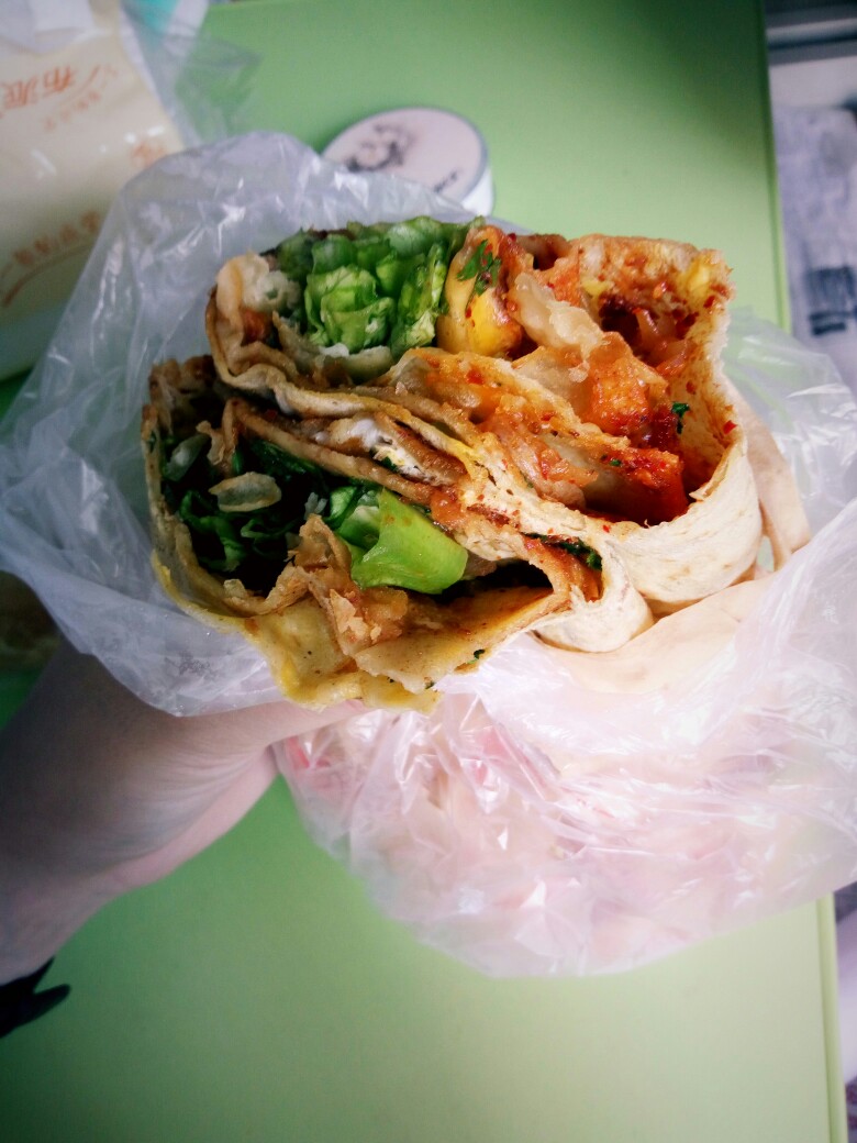 最新学校饼类小吃，小巷中的美味探索之旅